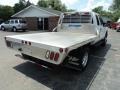 Oxford White - F350 Super Duty XLT SuperCab 4x4 Chassis Photo No. 3