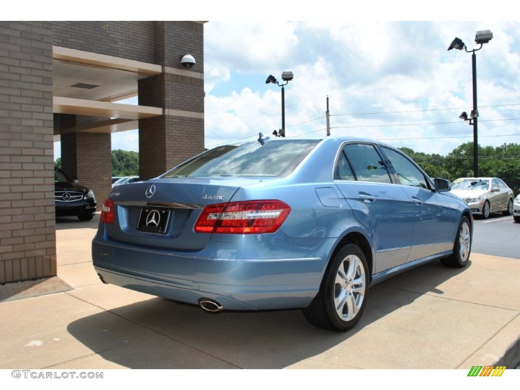 2011 E 350 4Matic Sedan - Quartz Blue Metallic / Almond/Black photo #9