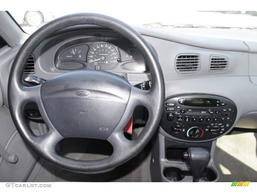 2002 Escort SE Sedan - Twilight Blue Metallic / Medium Graphite photo #8