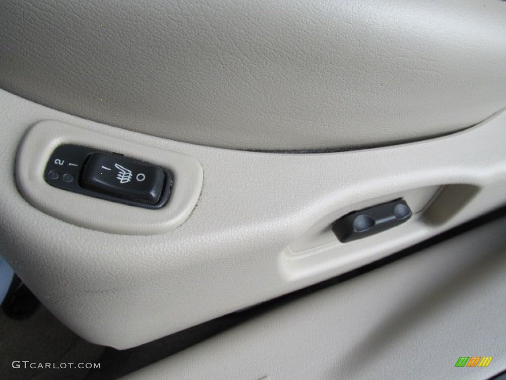 2009 G6 V6 Sedan - White Diamond Tri Coat / Light Taupe photo #14