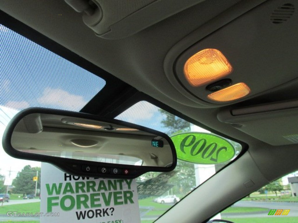 2009 G6 V6 Sedan - White Diamond Tri Coat / Light Taupe photo #17