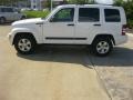 Stone White - Liberty Sport 4x4 Photo No. 8