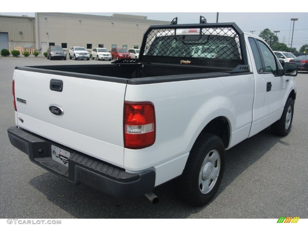 2006 F150 XL Regular Cab - Oxford White / Medium Flint photo #5