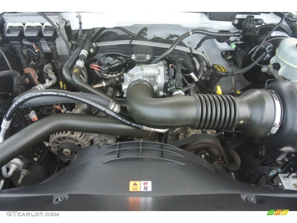 2006 F150 XL Regular Cab - Oxford White / Medium Flint photo #22