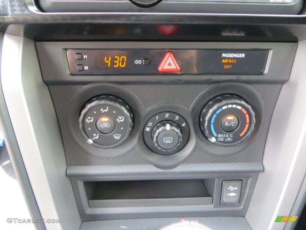 2013 Scion FR-S Sport Coupe Controls Photo #83573967