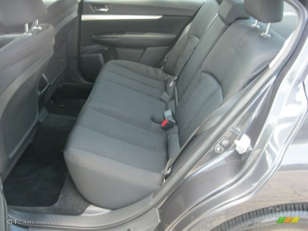 2011 Legacy 2.5i Premium - Graphite Gray Metallic / Off-Black photo #31