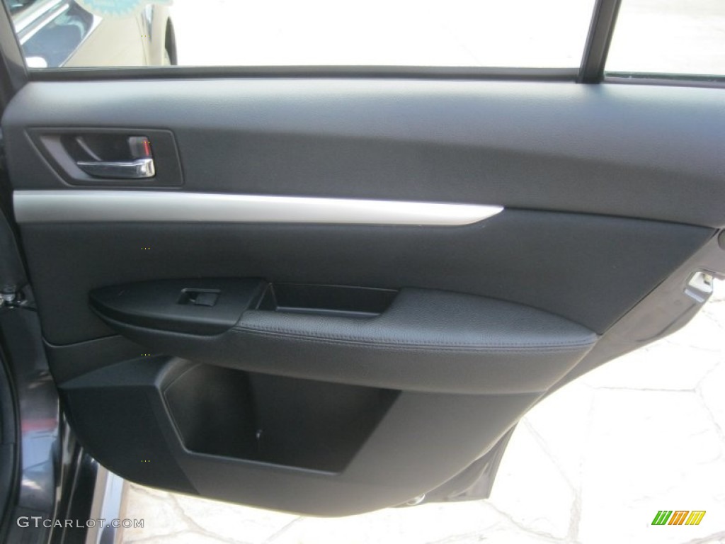 2011 Legacy 2.5i Premium - Graphite Gray Metallic / Off-Black photo #34