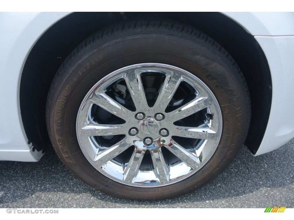 2013 Chrysler 300 C Wheel Photos