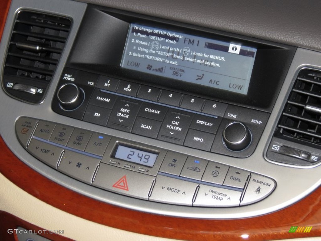 2013 Hyundai Genesis 3.8 Sedan Audio System Photo #83578095