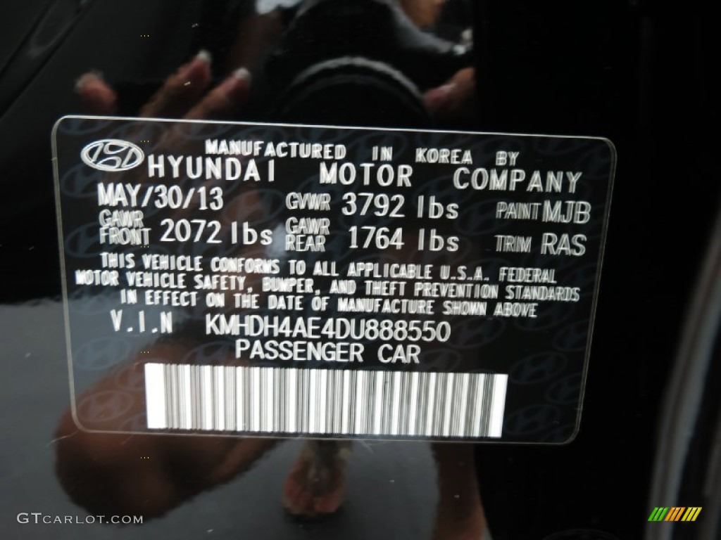 2013 Elantra Limited - Black / Gray photo #7