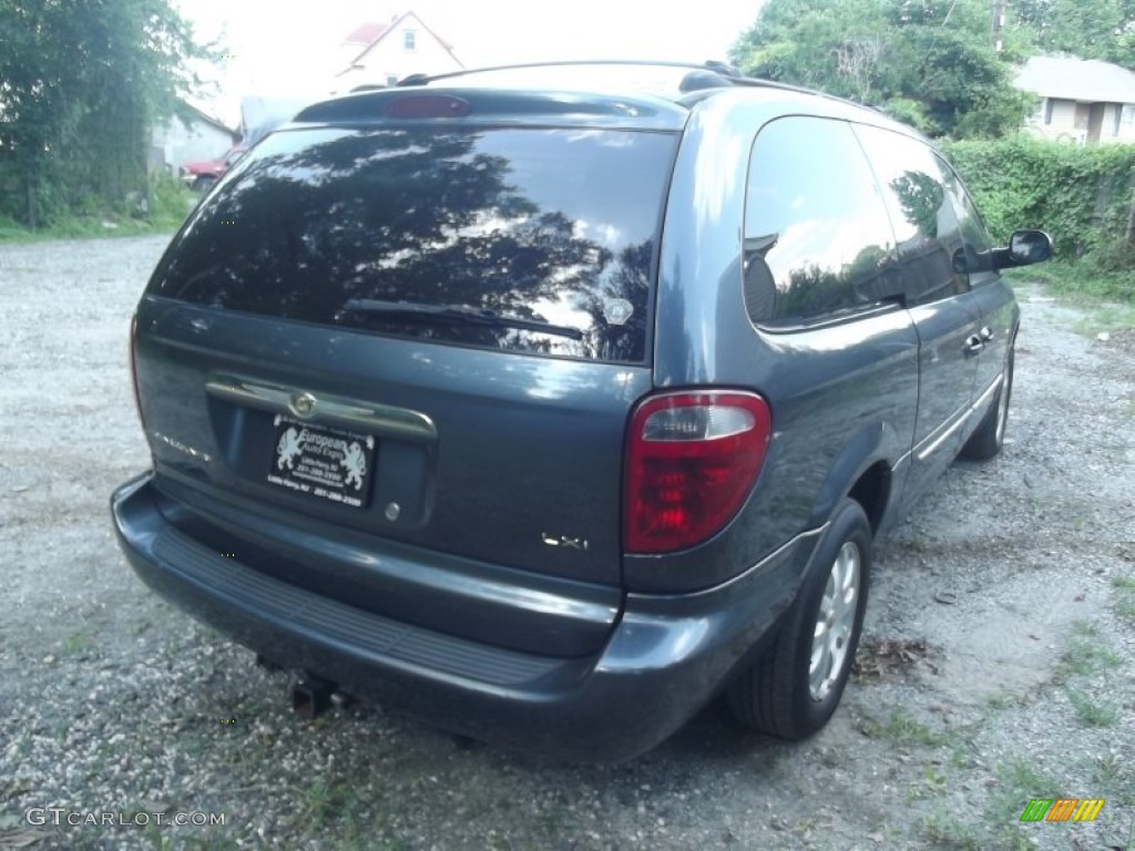 2001 Town & Country LXi - Steel Blue Pearl / Sandstone photo #3