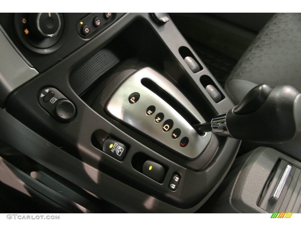 2006 Saturn VUE Standard VUE Model 4 Speed Automatic Transmission Photo #83583549