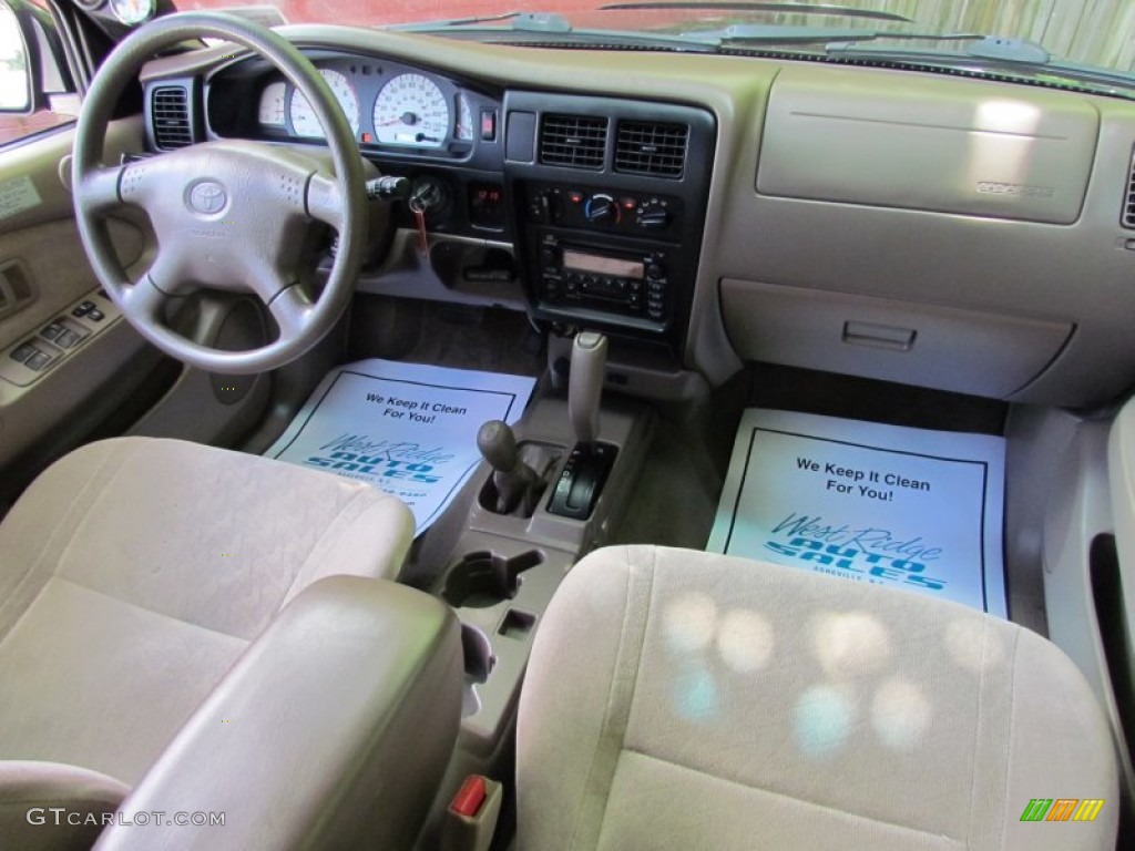 2002 Tacoma V6 Double Cab 4x4 - Black Sand Pearl / Oak photo #17