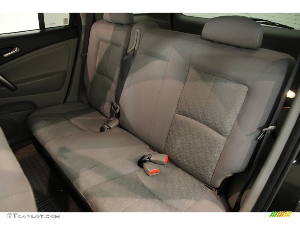 2006 Saturn VUE Standard VUE Model Rear Seat Photos