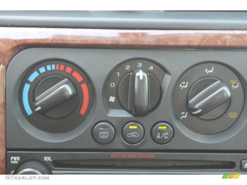 2004 Outback Wagon - Seamist Green Pearl / Beige photo #17