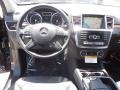 Black - ML 350 4Matic Photo No. 9