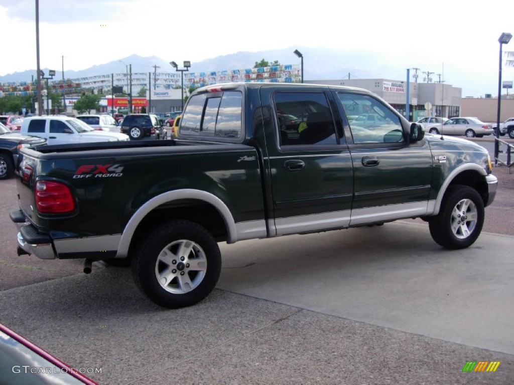 2002 F150 Lariat SuperCrew 4x4 - Dark Highland Green Metallic / Medium Parchment photo #11