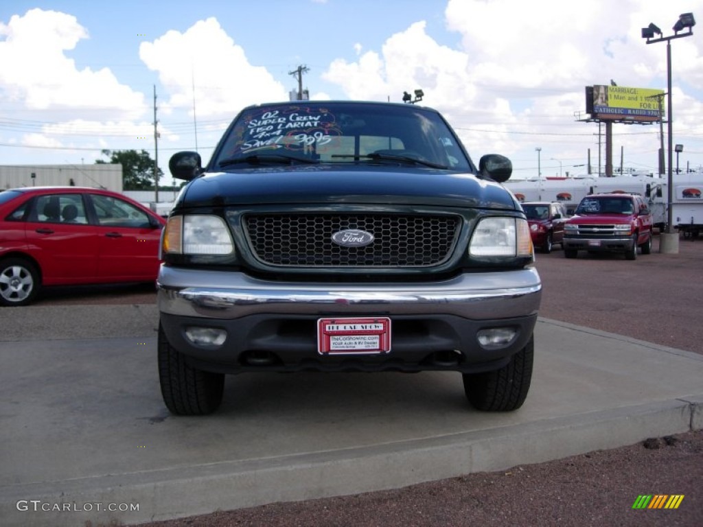2002 F150 Lariat SuperCrew 4x4 - Dark Highland Green Metallic / Medium Parchment photo #14