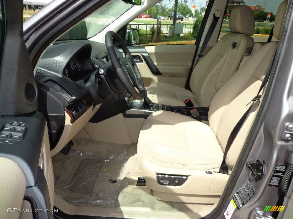 2013 Land Rover LR2 HSE Front Seat Photos