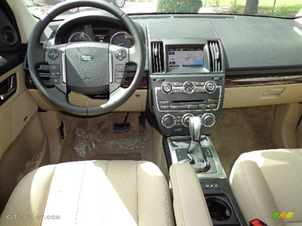 2013 Land Rover LR2 HSE Almond Dashboard Photo #83587938