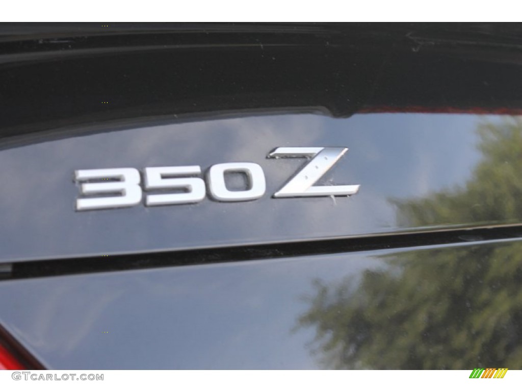 2007 Nissan 350Z NISMO Coupe Marks and Logos Photos