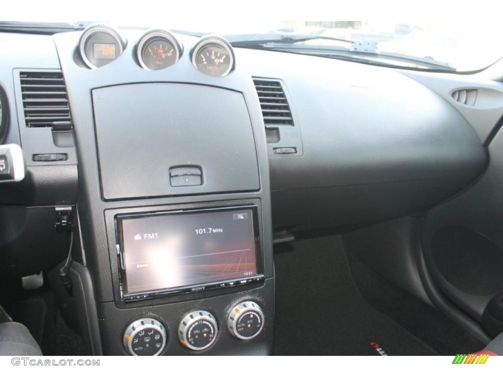 2007 Nissan 350Z NISMO Coupe Dashboard Photos