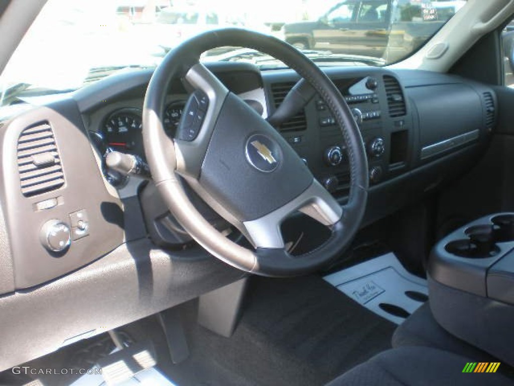 2007 Silverado 1500 LT Z71 Regular Cab 4x4 - Black / Ebony Black photo #11