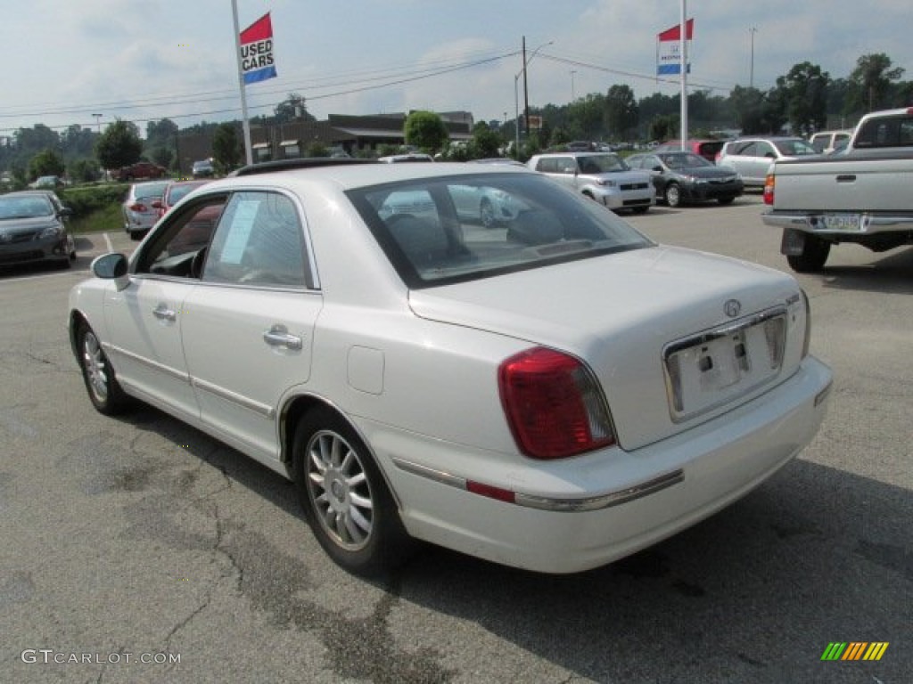 2005 XG350 L - Powder White Pearl / Beige photo #7