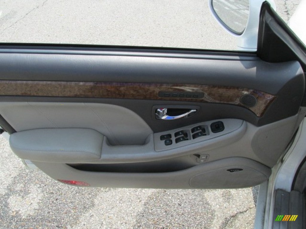 2005 XG350 L - Powder White Pearl / Beige photo #10