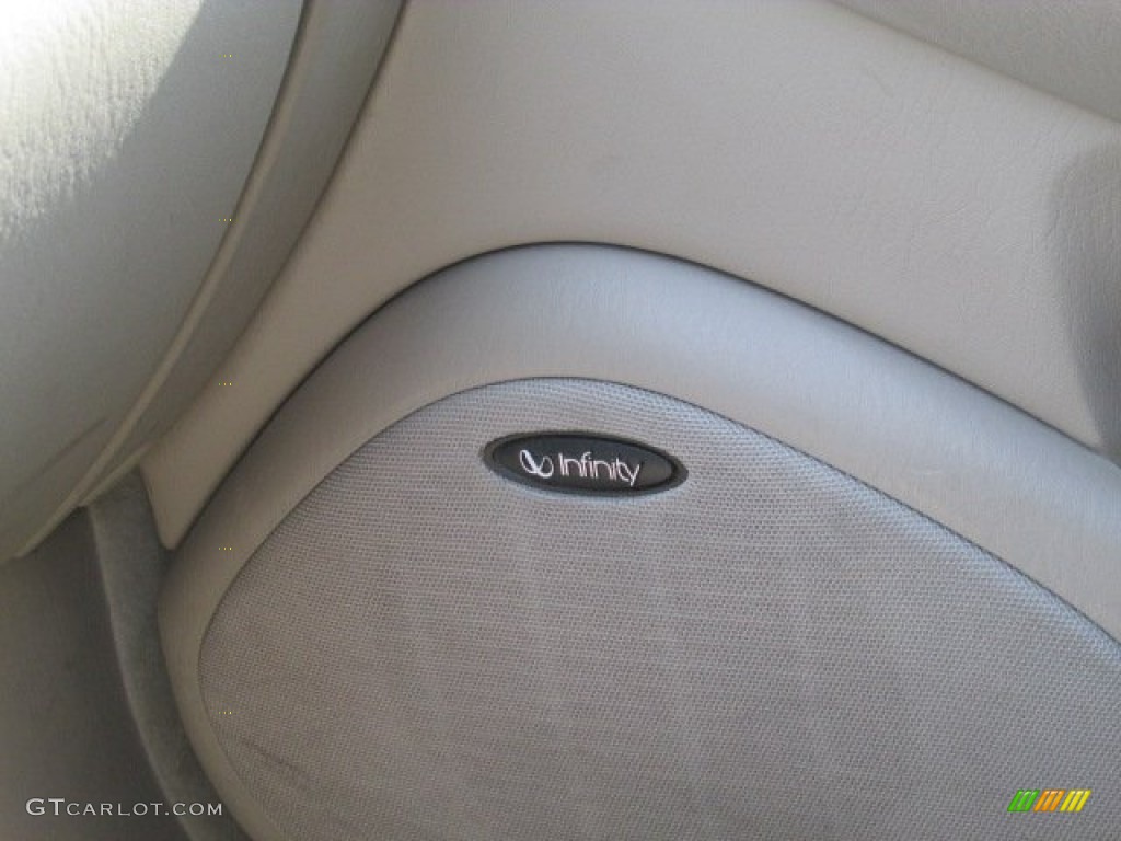 2005 XG350 L - Powder White Pearl / Beige photo #15