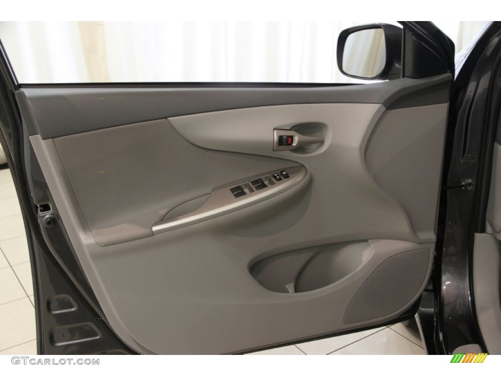 2010 Corolla LE - Magnetic Gray Metallic / Ash photo #4