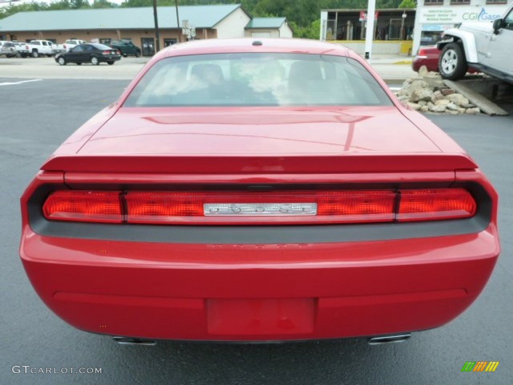 2012 Challenger R/T Classic - Redline 3 Coat Pearl / Dark Slate Gray photo #4