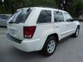 Stone White - Grand Cherokee Laredo Photo No. 9