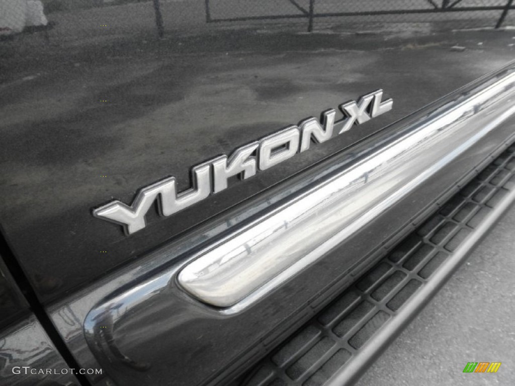 2004 Yukon XL 1500 SLT 4x4 - Carbon Metallic / Pewter/Dark Pewter photo #5