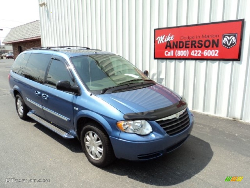 Marine Blue Pearl Chrysler Town & Country