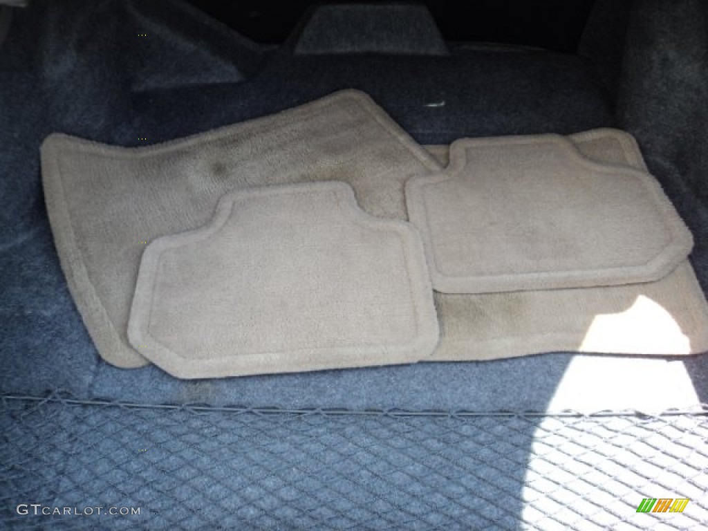 2000 Park Avenue  - Light Bronzemist Metallic / Taupe photo #10