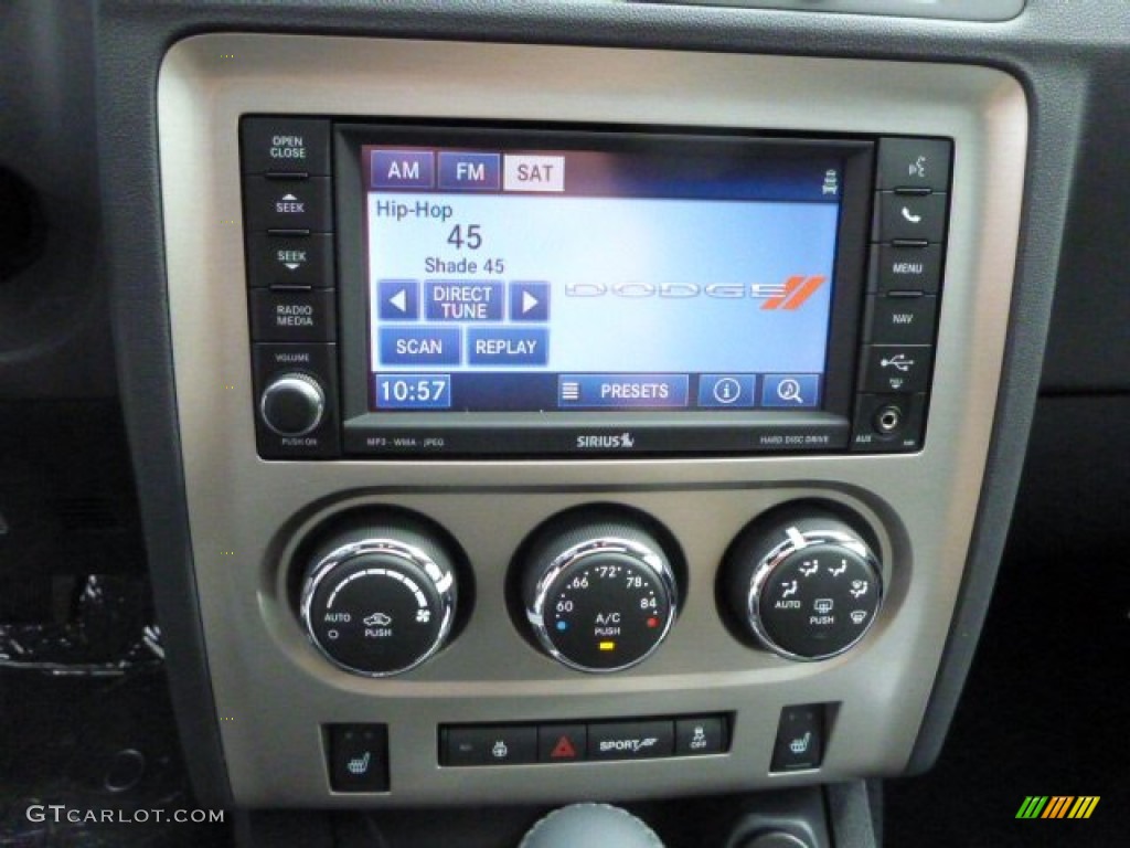 2013 Challenger SRT8 392 - Plum Crazy Pearl / Dark Slate Gray photo #19