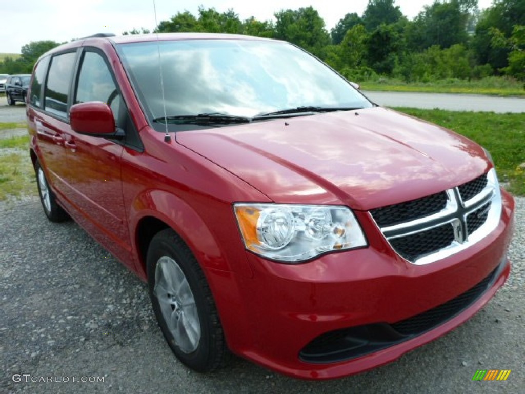 2013 Grand Caravan SXT - Redline 2 Coat Pearl / Black/Light Graystone photo #7