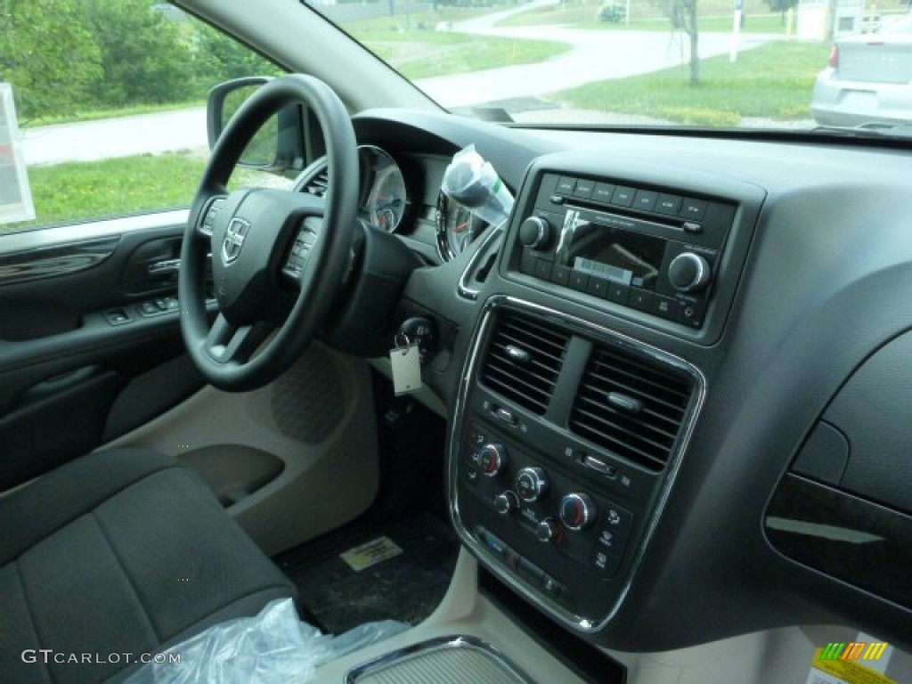 2013 Grand Caravan SXT - Redline 2 Coat Pearl / Black/Light Graystone photo #12