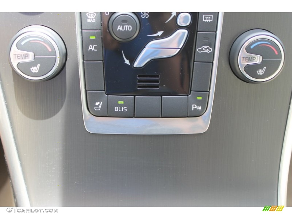 2014 Volvo XC60 3.2 Controls Photo #83600751