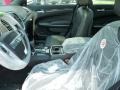 Gloss Black - 300 C AWD Photo No. 10