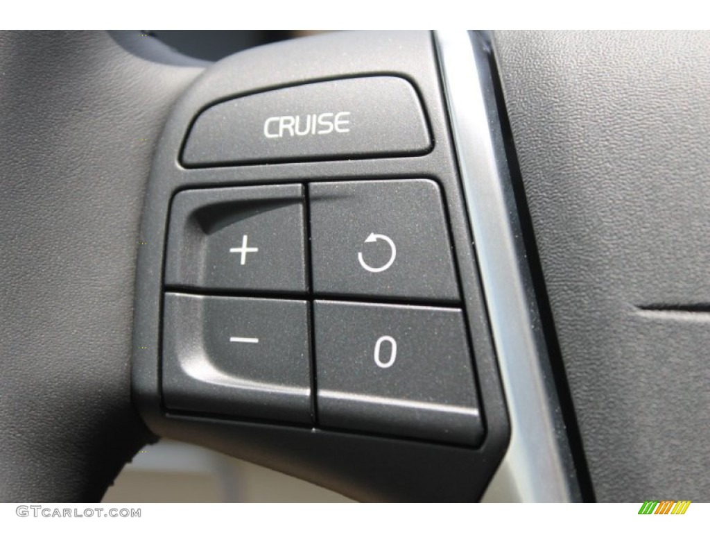 2014 Volvo XC60 3.2 Controls Photo #83601369