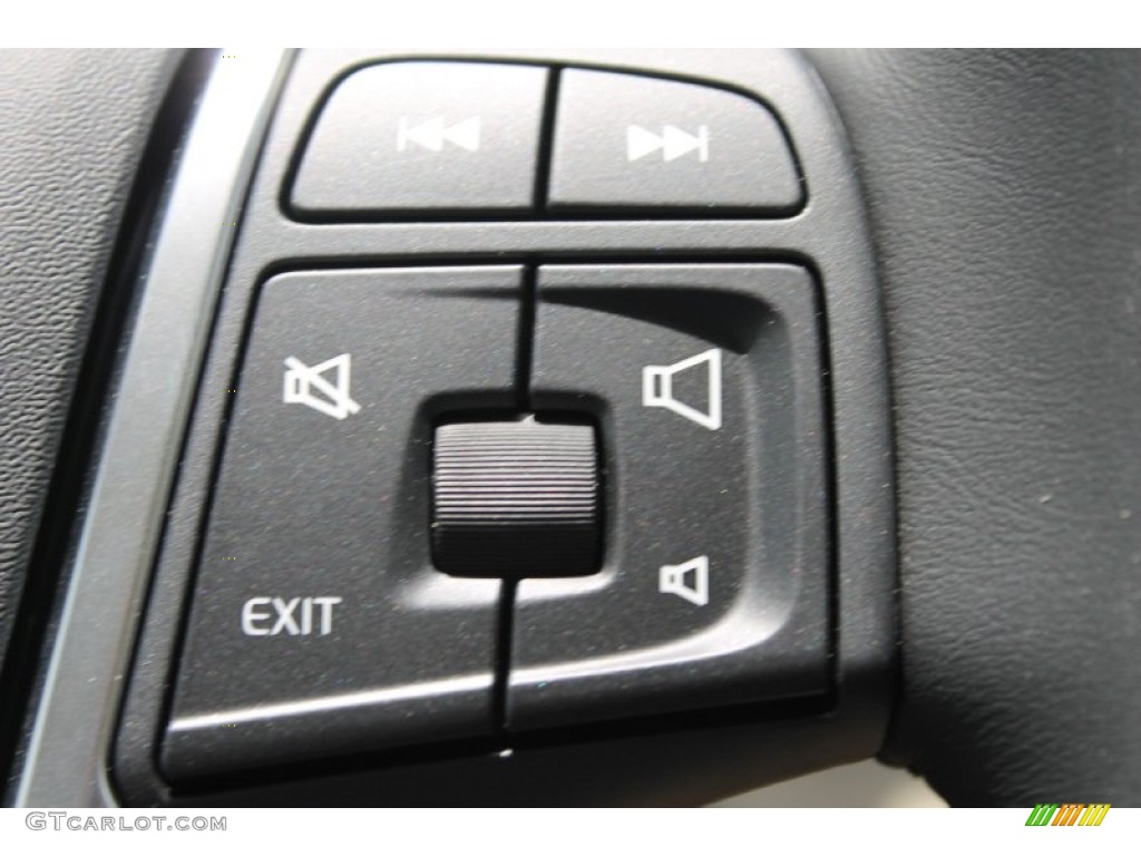 2014 Volvo XC60 3.2 Controls Photo #83601387