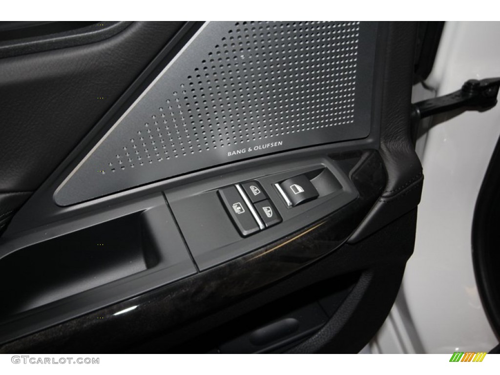 2014 BMW M6 Gran Coupe Controls Photo #83601589