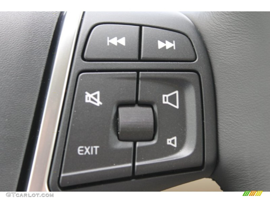 2014 Volvo S60 T5 Controls Photo #83601834