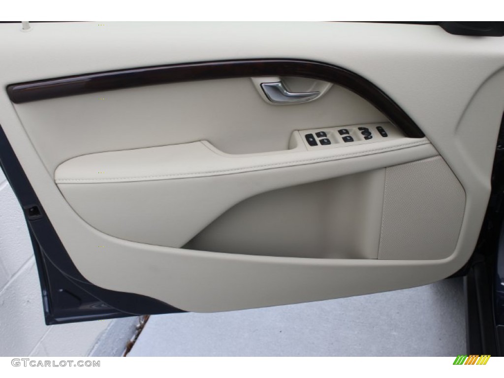 2014 Volvo XC70 3.2 AWD Sandstone Beige Door Panel Photo #83602101