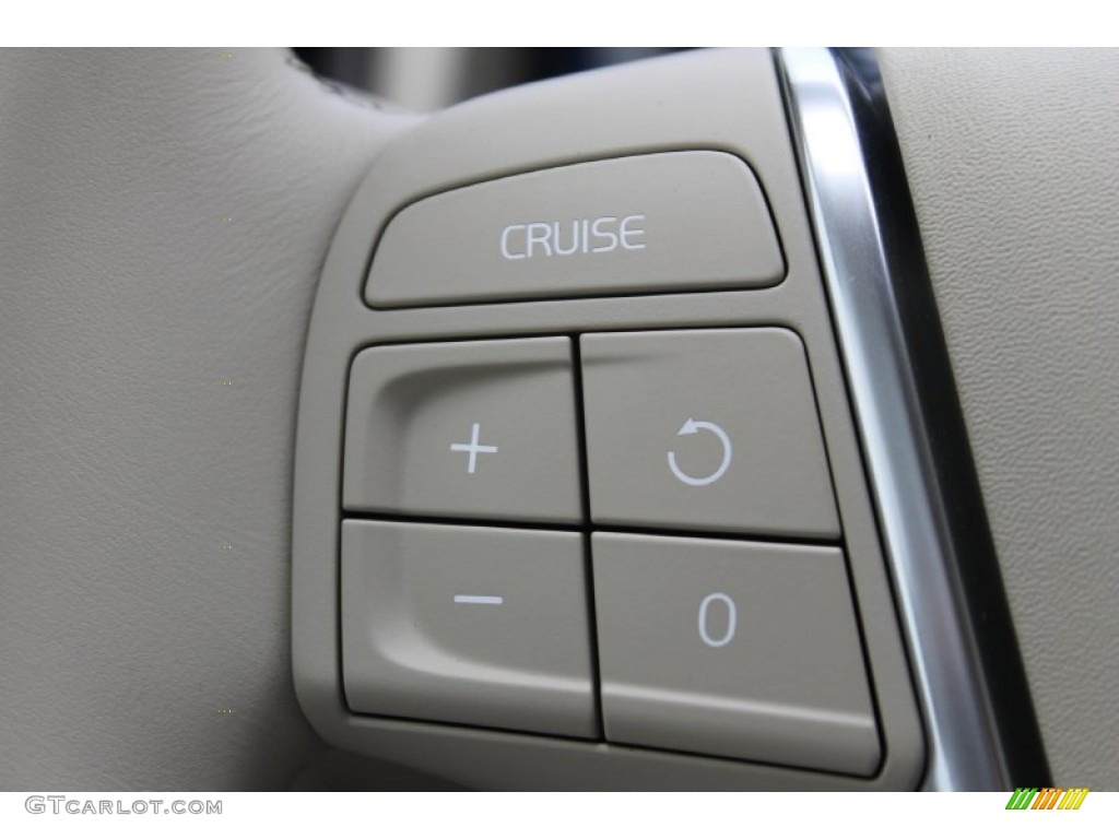 2014 Volvo XC70 3.2 AWD Controls Photo #83602290