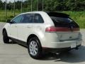 2007 White Chocolate Tri Coat Lincoln MKX AWD  photo #5