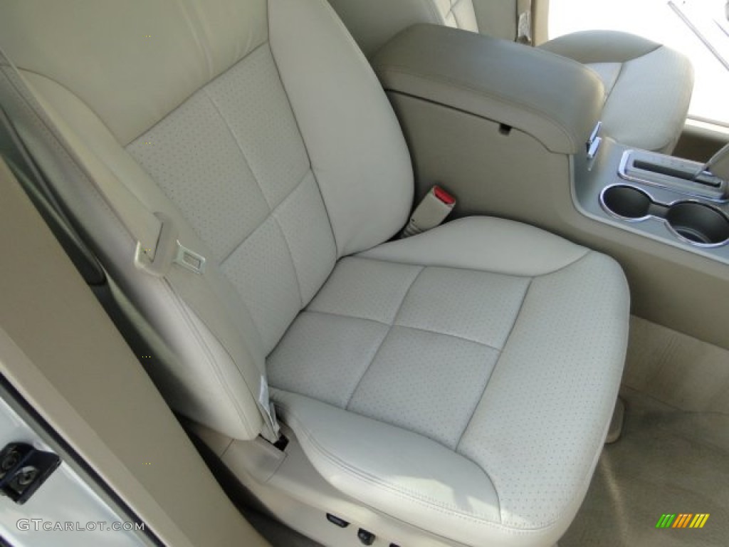 2007 MKX AWD - White Chocolate Tri Coat / Medium Camel photo #25