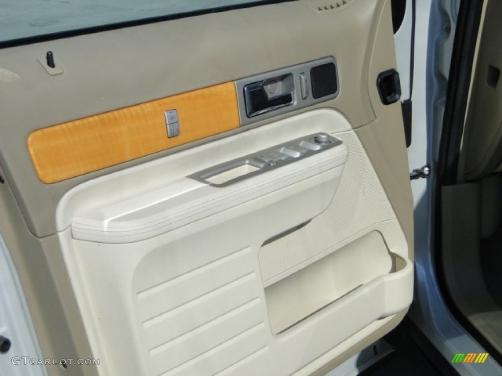 2007 MKX AWD - White Chocolate Tri Coat / Medium Camel photo #40